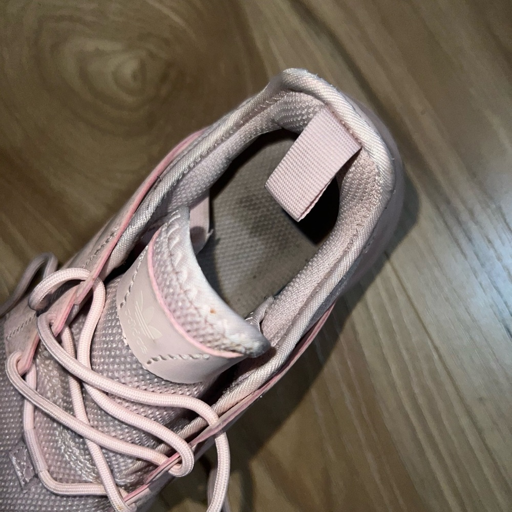Adidas Women's Soft Pink Sneakers - Picture 3 of 7